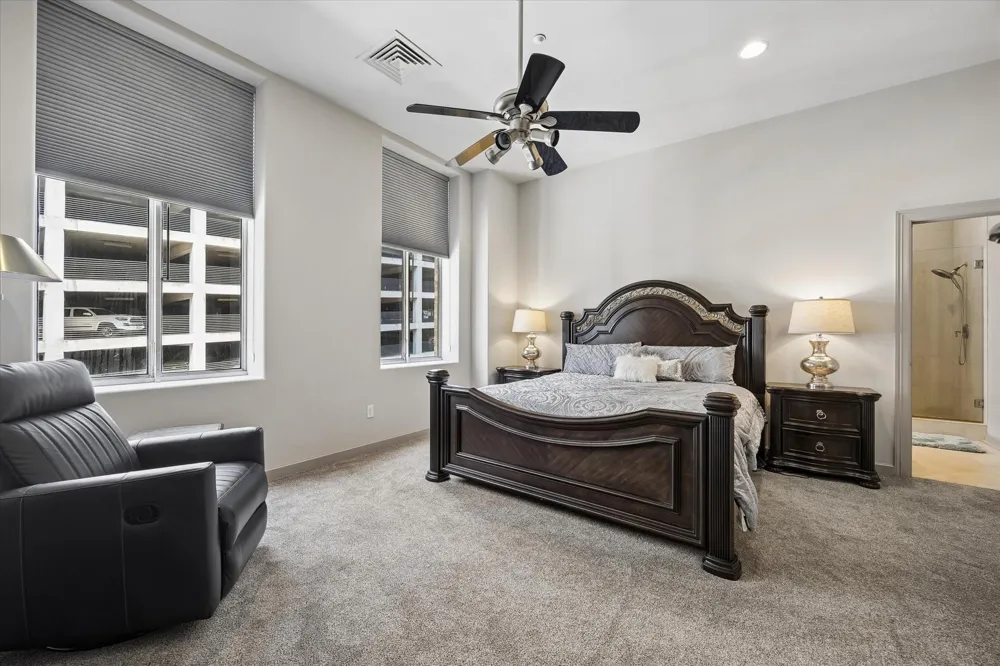914 Main Street #801 Houston, TX 77002