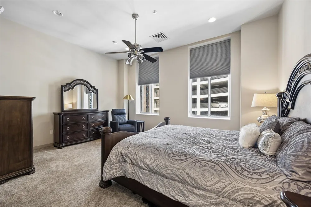 914 Main Street #801 Houston, TX 77002