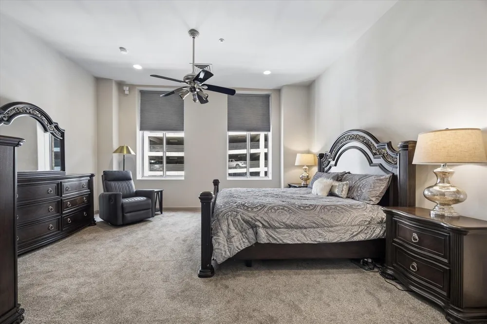 914 Main Street #801 Houston, TX 77002