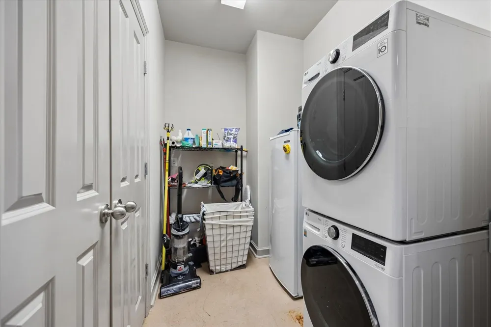 914 Main Street #801 Houston, TX 77002