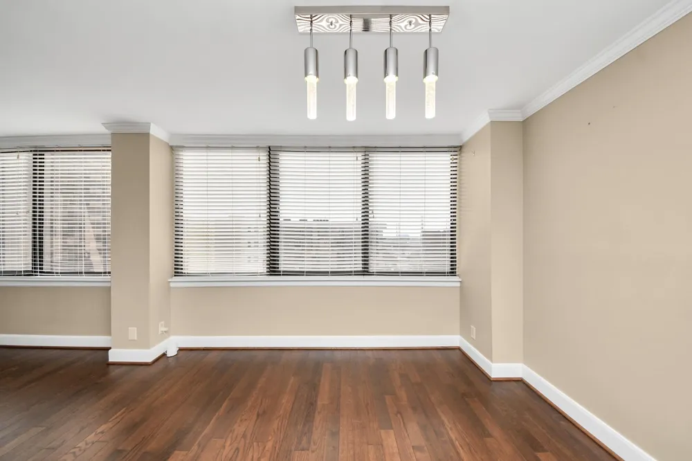 3525 Sage Road #909 Houston, TX 77056