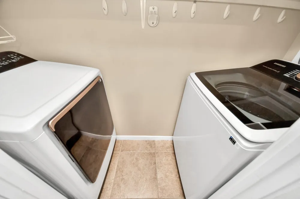 3525 Sage Road #909 Houston, TX 77056