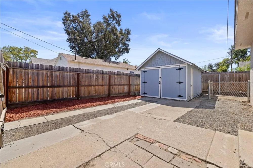 1229 Redington Hanford, CA 93230