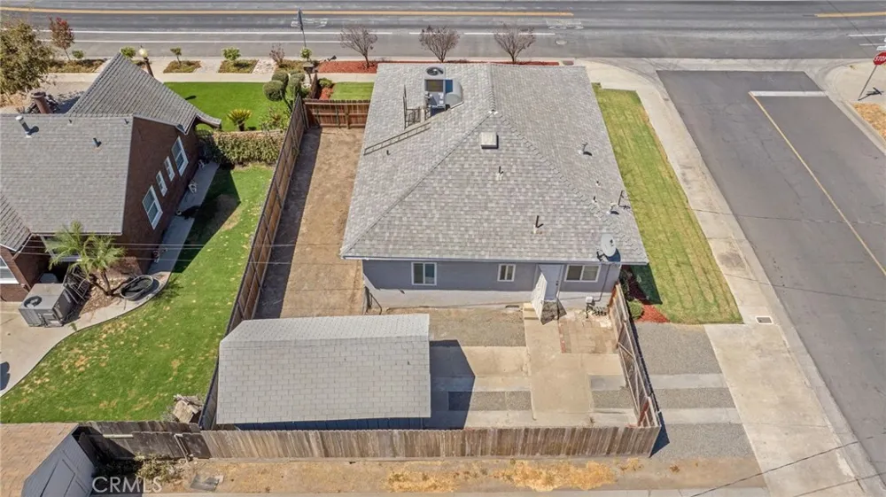 1229 Redington Hanford, CA 93230