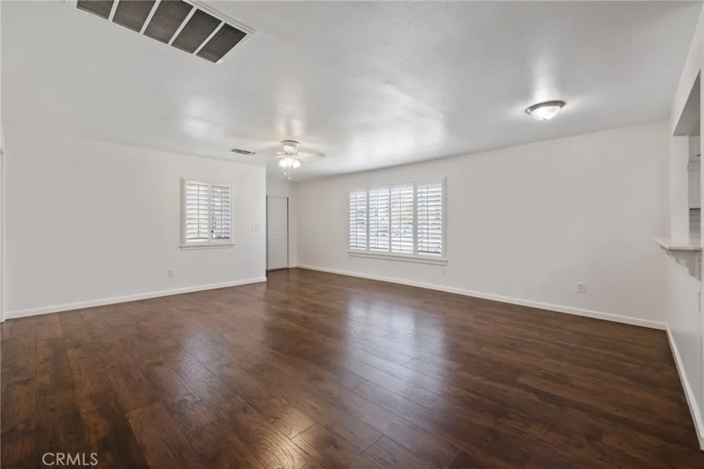 1229 Redington Hanford, CA 93230