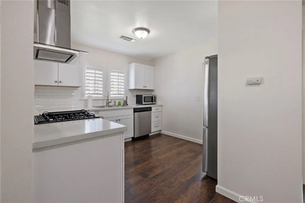 1229 Redington Hanford, CA 93230