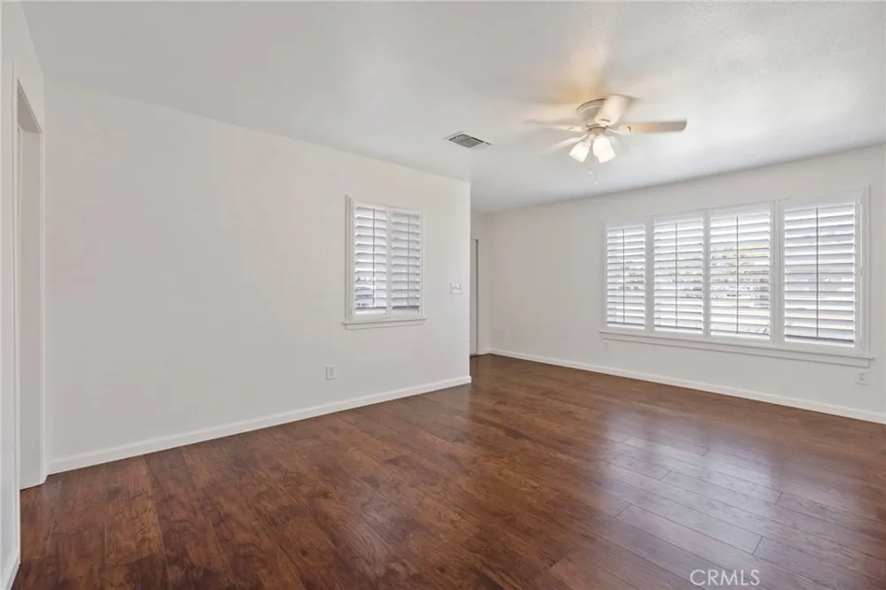 1229 Redington Hanford, CA 93230