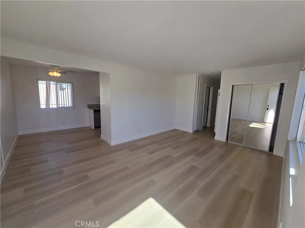 219 15th Street #7 Huntington Beach, CA 92648