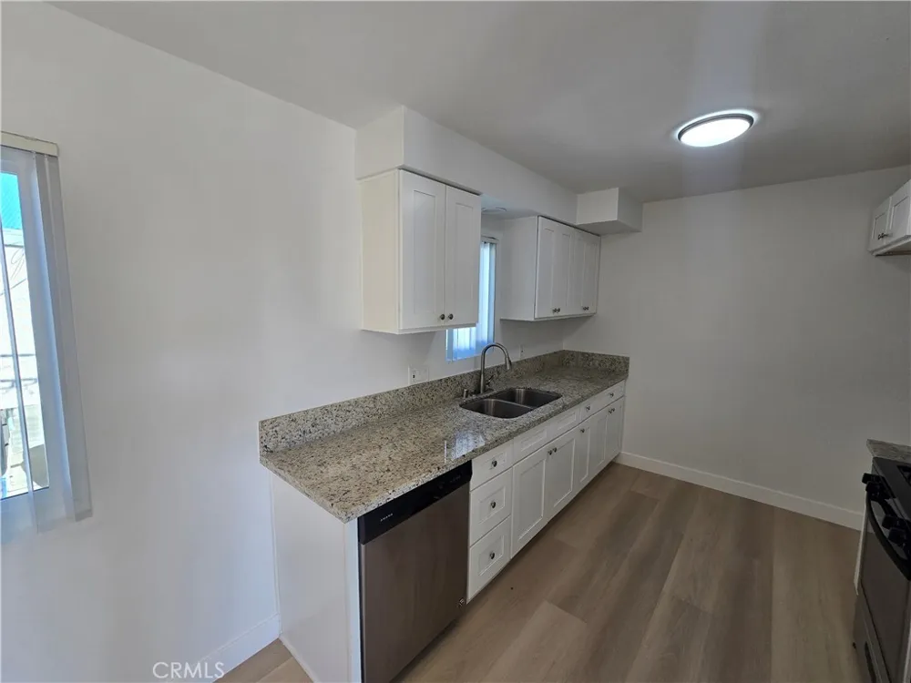 219 15th Street #7 Huntington Beach, CA 92648