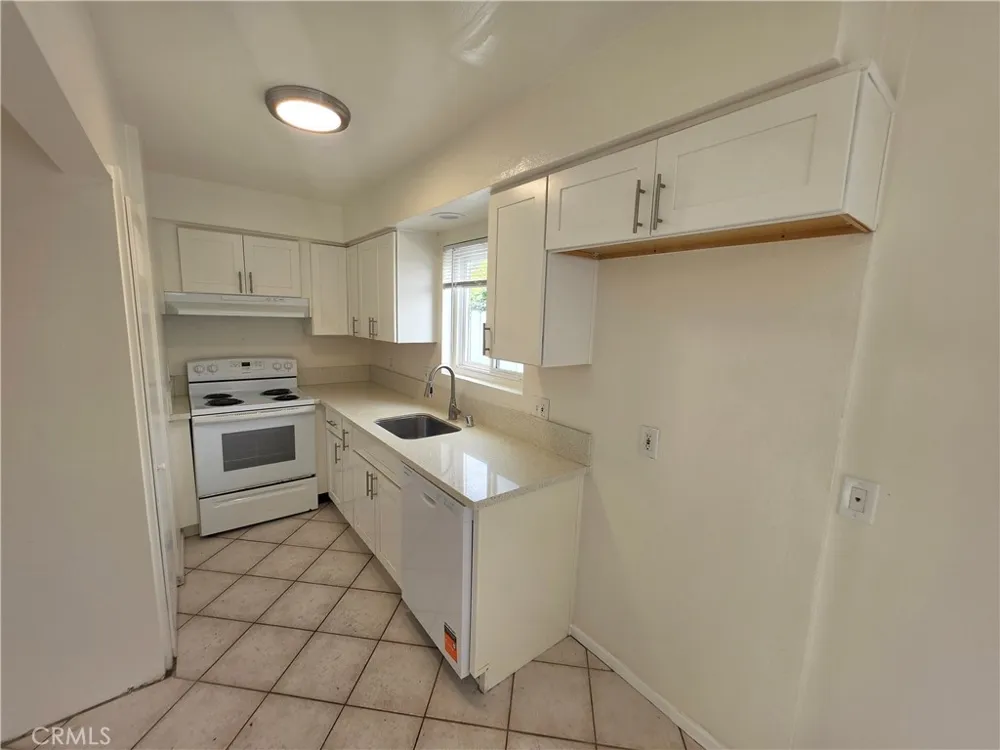 19905 Derbyshire Lane Huntington Beach, CA 92646