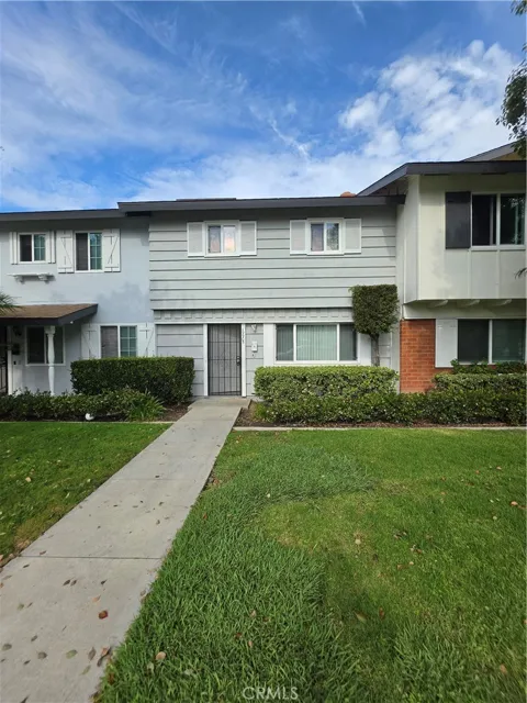 19905 Derbyshire Lane