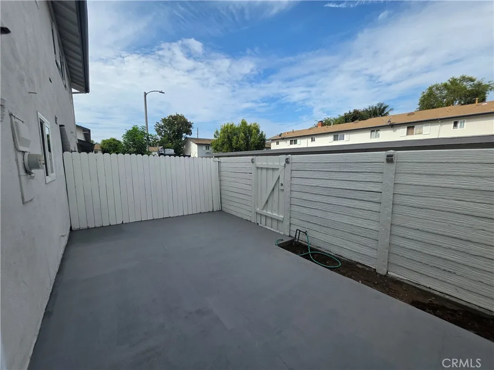 19905 Derbyshire Lane Huntington Beach, CA 92646