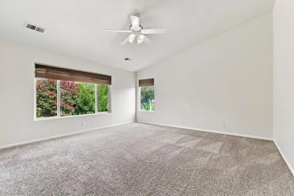 1995 Serene Drive Hollister, CA 95023