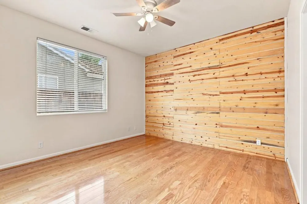 1995 Serene Drive Hollister, CA 95023