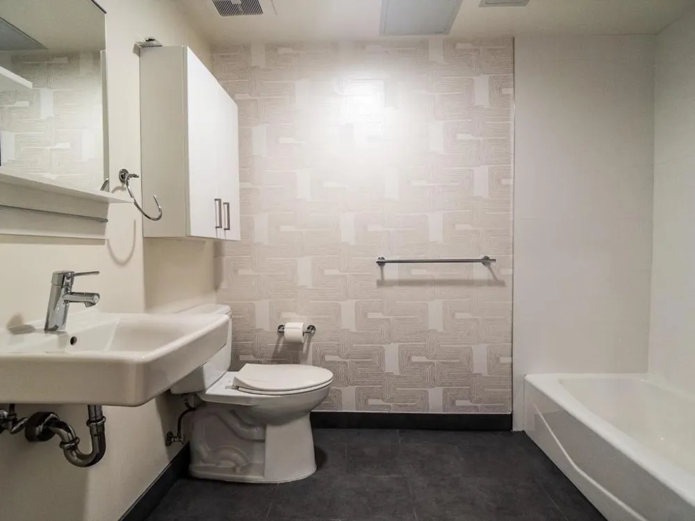 1201 Sutter Street #PH606 San Francisco, CA 94109