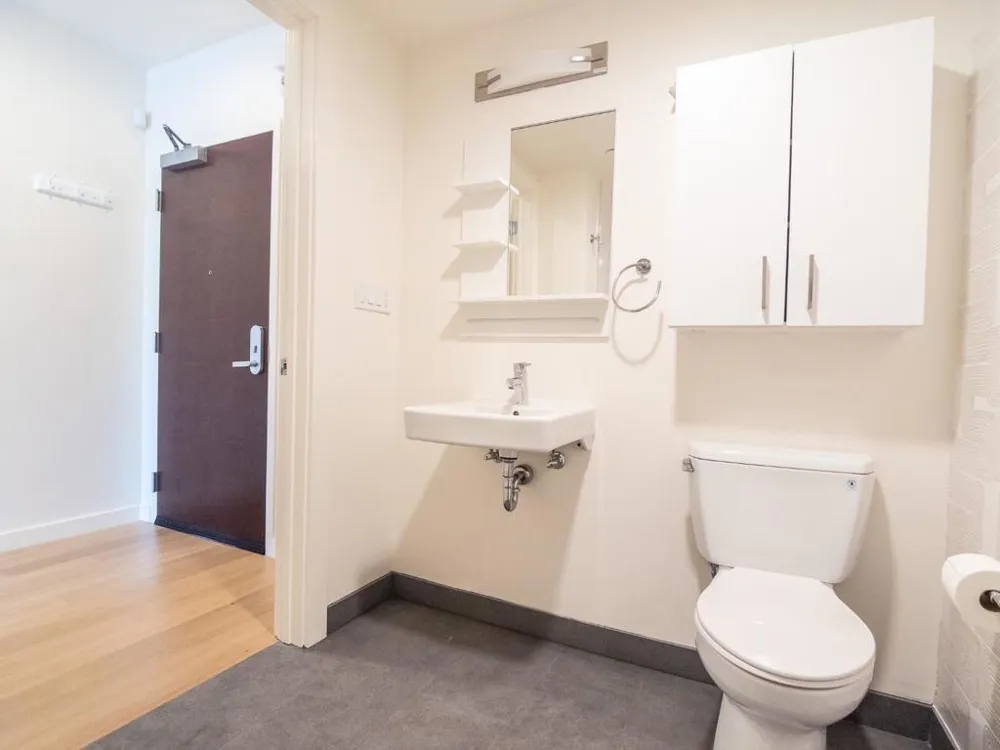 1201 Sutter Street #PH606 San Francisco, CA 94109
