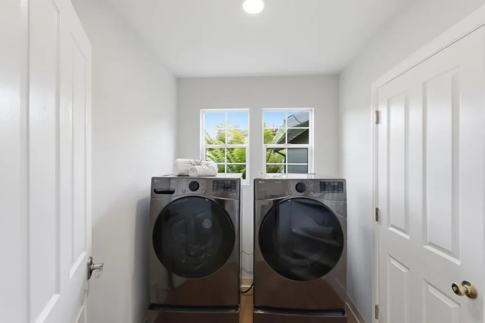 1384 Peralta Road Pacifica, CA 94044