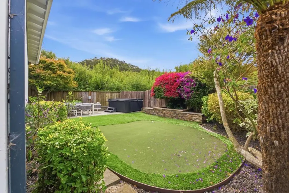 1384 Peralta Road Pacifica, CA 94044