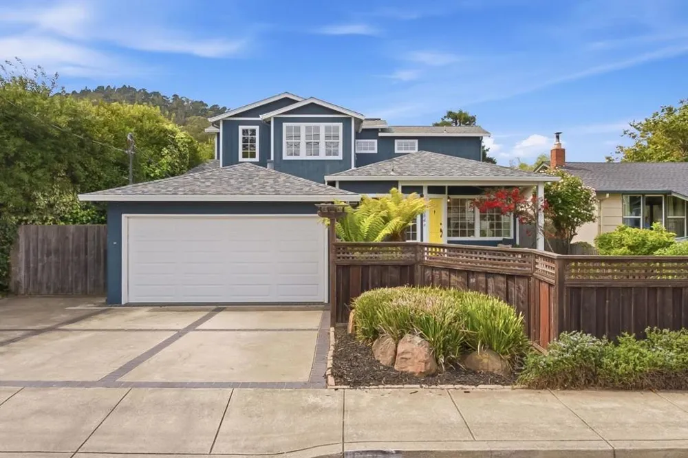 1384 Peralta Road Pacifica, CA 94044