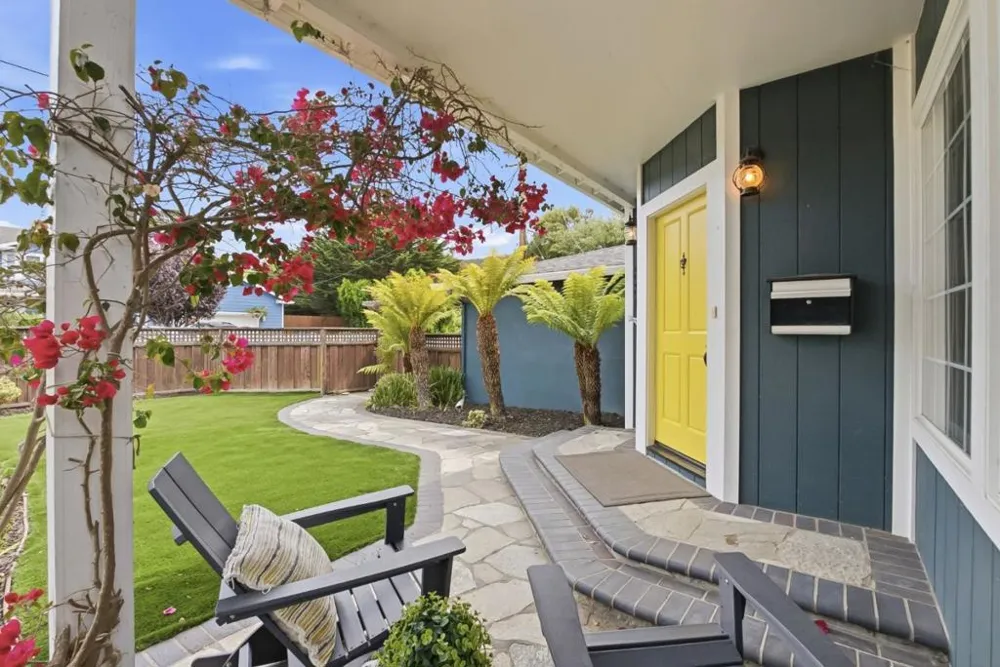 1384 Peralta Road Pacifica, CA 94044
