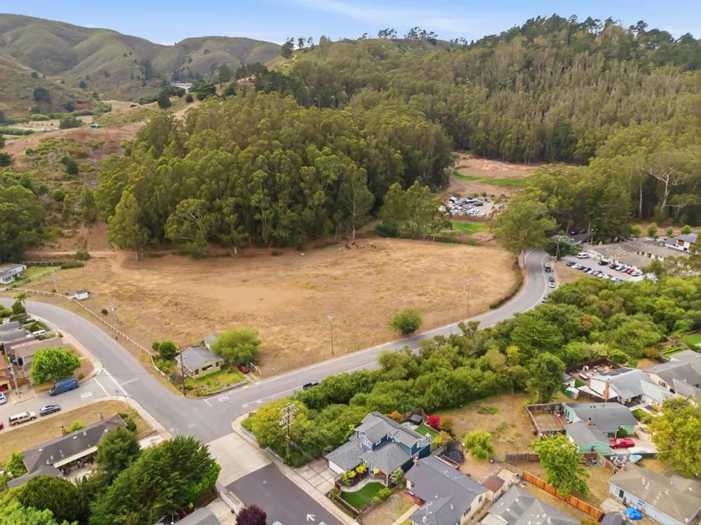 1384 Peralta Road Pacifica, CA 94044