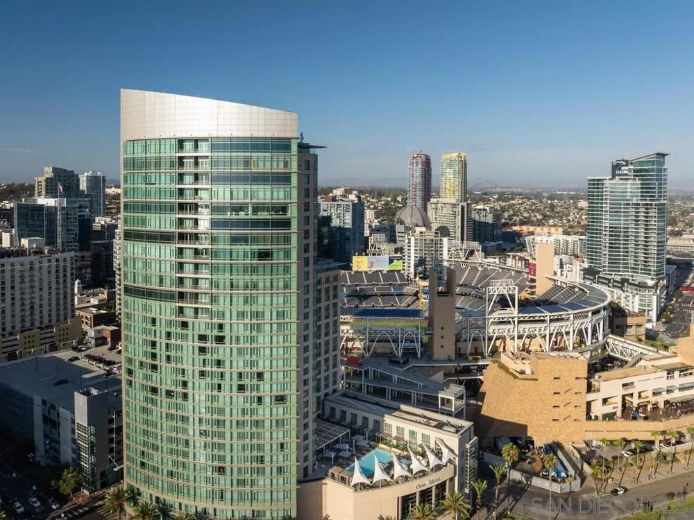 165 6th Ave #2803 San Diego, CA 92101