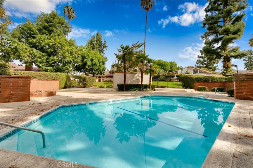 1439 Fredericks Upland, CA 91786