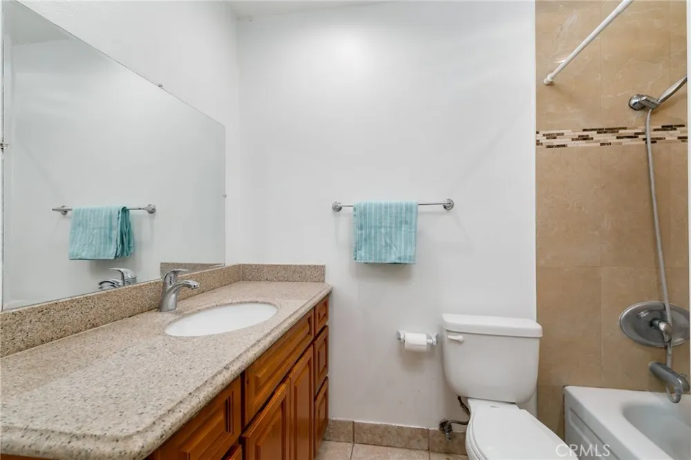 1439 Fredericks Upland, CA 91786