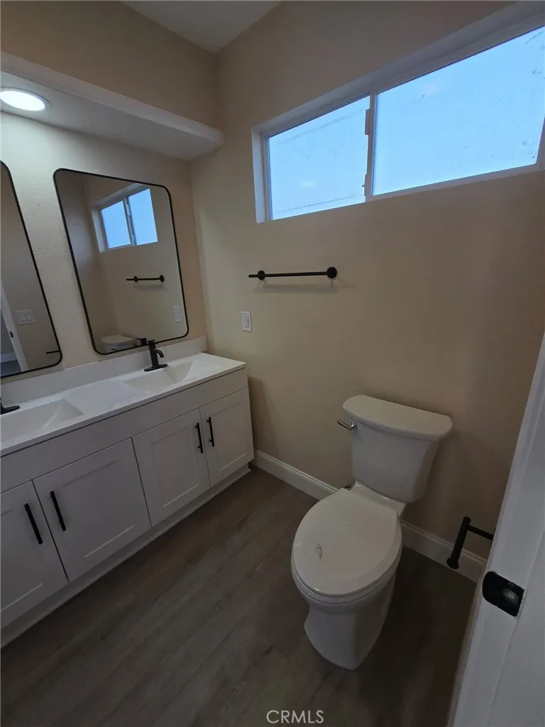 40906 159th E Lake Los Angeles, CA 93535