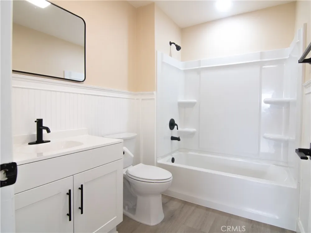 40906 159th E Lake Los Angeles, CA 93535