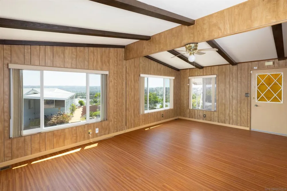 275 S Worthington St #105 Spring Valley, CA 91977
