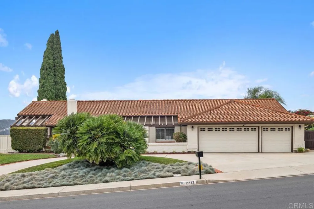 2313 Eucalyptus Avenue Escondido, CA 92029
