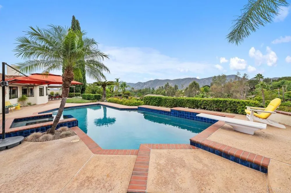 2313 Eucalyptus Avenue Escondido, CA 92029