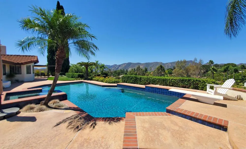 2313 Eucalyptus Avenue Escondido, CA 92029