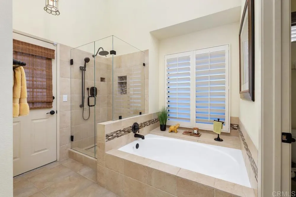 2313 Eucalyptus Avenue Escondido, CA 92029