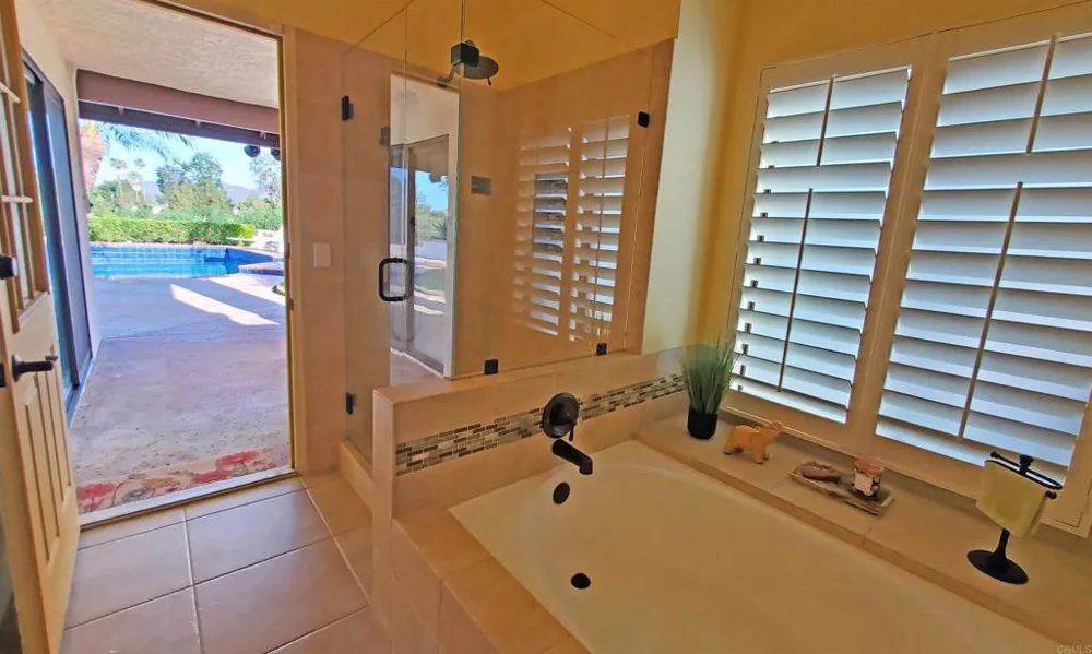 2313 Eucalyptus Avenue Escondido, CA 92029