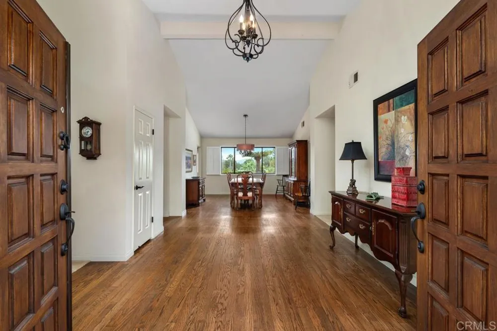 2313 Eucalyptus Avenue Escondido, CA 92029