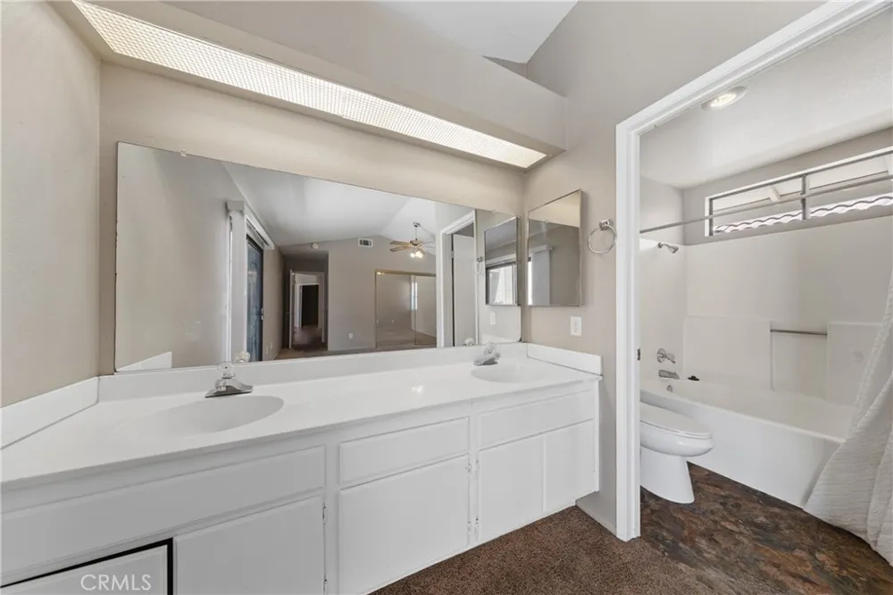 560 Boston Street Hemet, CA 92545