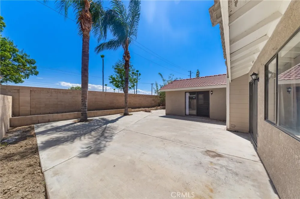 560 Boston Street Hemet, CA 92545