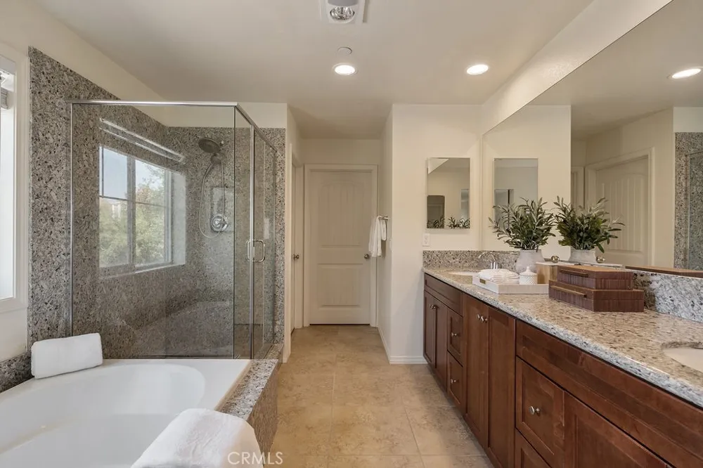 236 E 16th Street Costa Mesa, CA 92627
