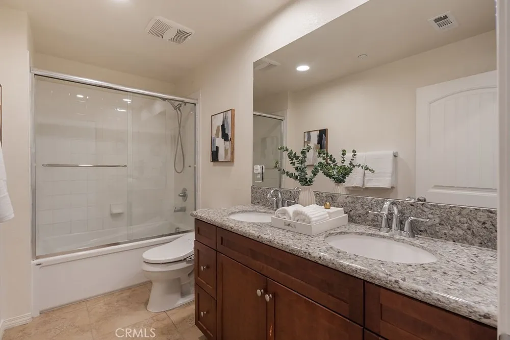 236 E 16th Street Costa Mesa, CA 92627
