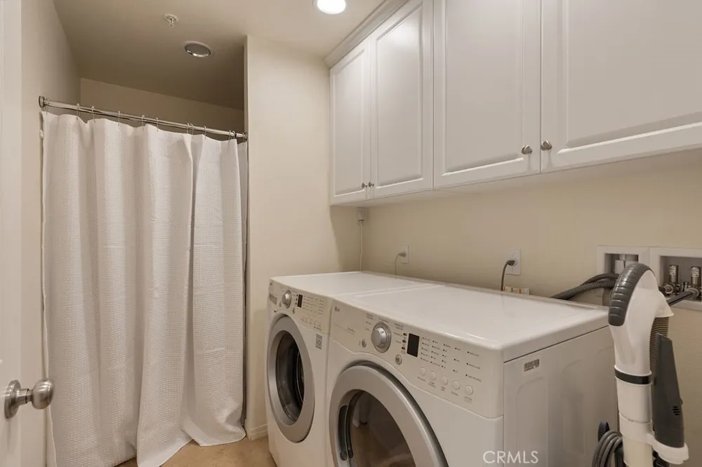 236 E 16th Street Costa Mesa, CA 92627