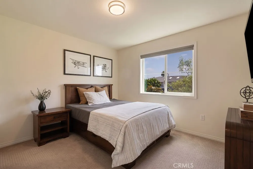 236 E 16th Street Costa Mesa, CA 92627