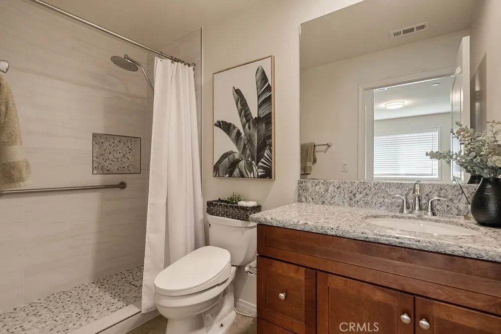236 E 16th Street Costa Mesa, CA 92627