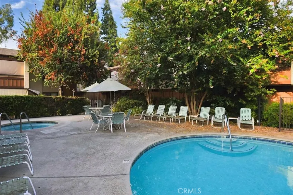 15155 Sherman Way #37 Van Nuys, CA 91405