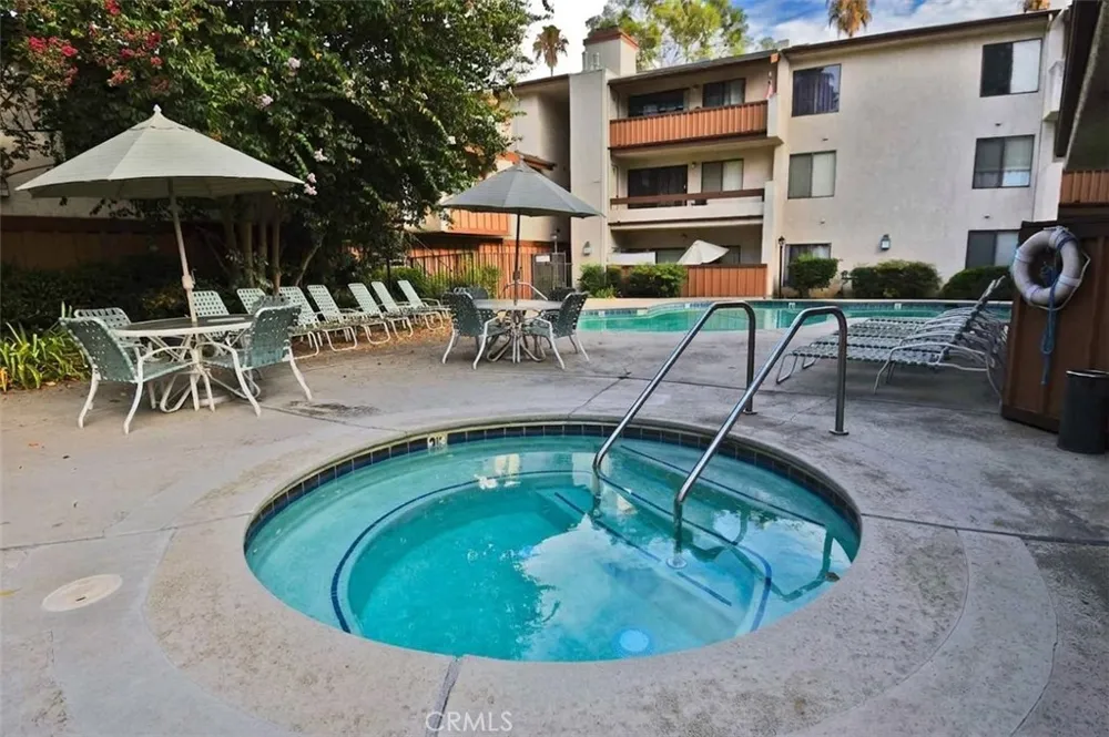 15155 Sherman Way #37 Van Nuys, CA 91405