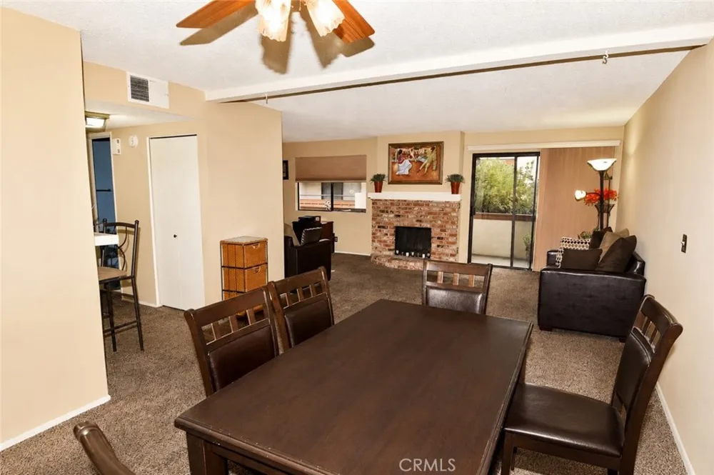 15155 Sherman Way #37 Van Nuys, CA 91405