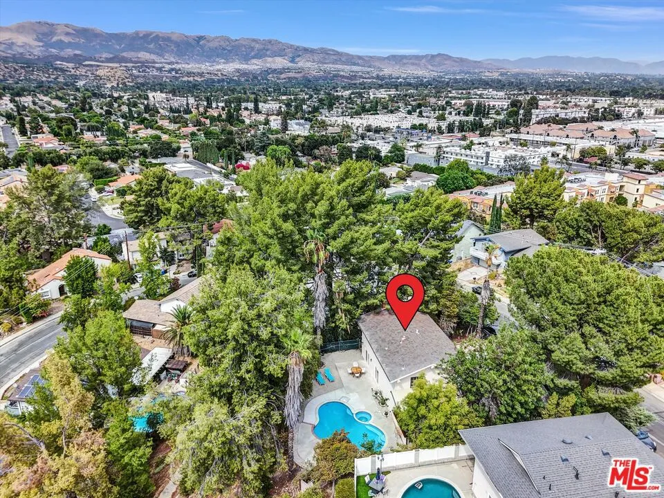 9721 Nevada Avenue Los Angeles, CA 91311