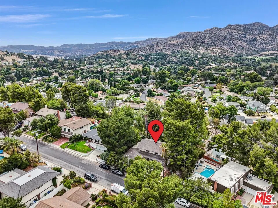 9721 Nevada Avenue Los Angeles, CA 91311