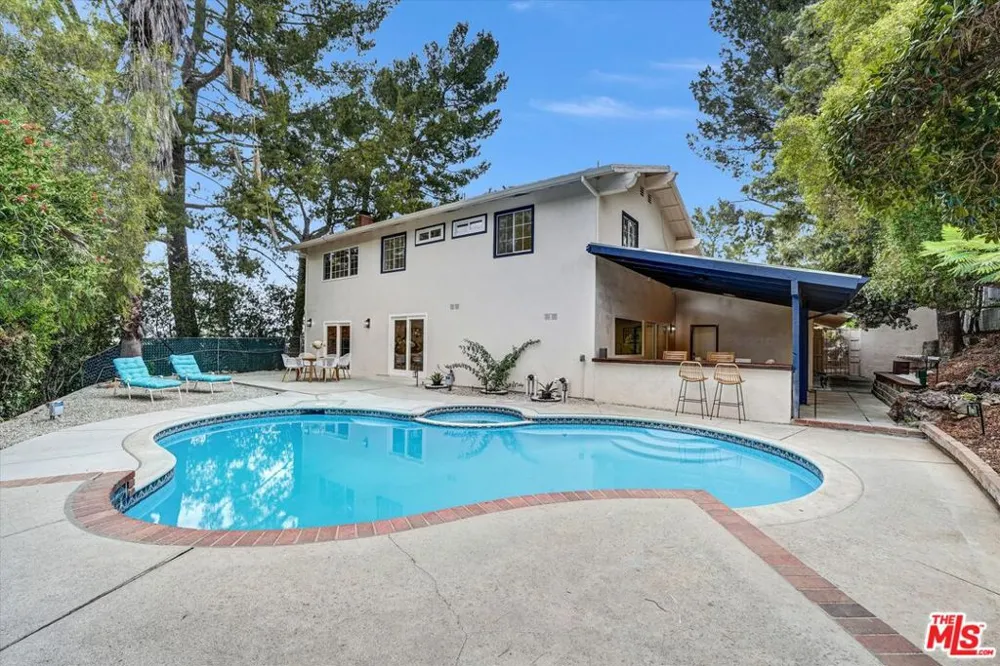9721 Nevada Avenue Los Angeles, CA 91311